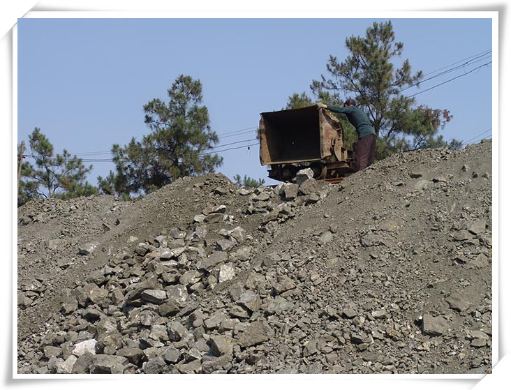 Reasons for the high-grade pyrite having different 